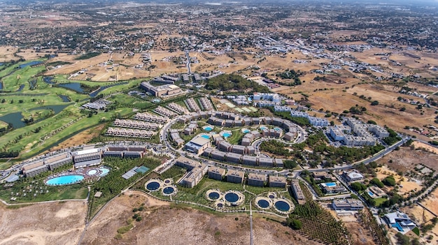 Panorama der Albufeira-Antenne in der Algarve, Portugal, Salgados Hotel