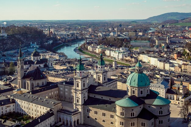 Panorama der österreichischen Stadt Salzburg