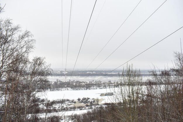 Panorama der Wolga im Winter