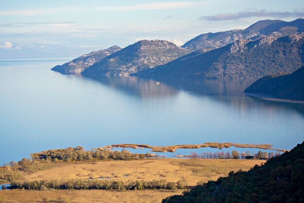 Panorama des Nationalparks Skutarisee, Montenegro