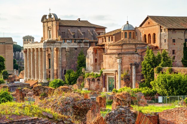 Panorama do antigo Fórum Romano Roma Itália Europa