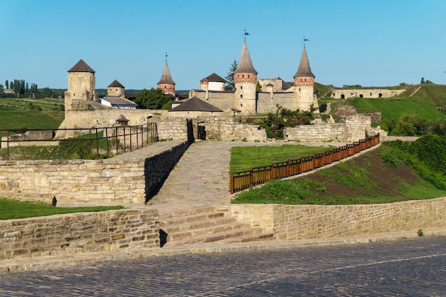 Panorama do Castelo Kamianets-Podilskyi, Ucrânia