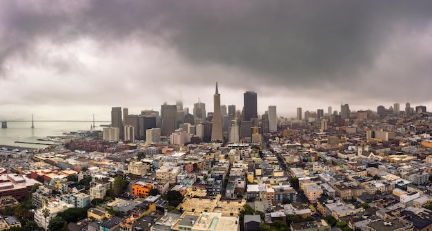 Panorama del horizonte de san francisco desde arriba