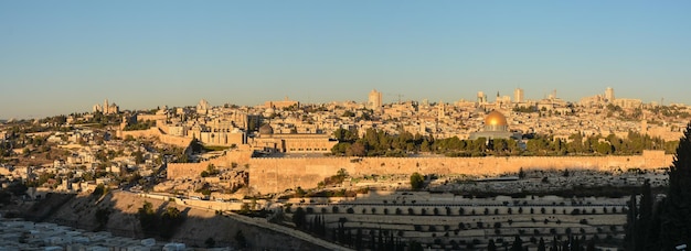 Panorama Morgendämmerung auf dem Tempelberg in Jerusalem