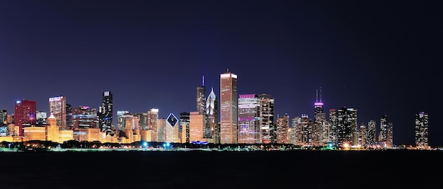 Panorama de la noche de Chicago