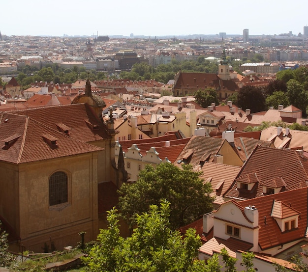 Panorama del puente Carlos desde el castillo de Praga