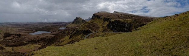 Foto panorama de quiraing escocia