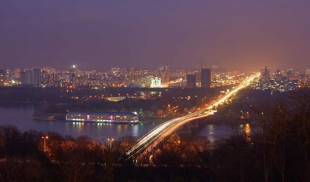 Panorama de vista de la ciudad de Pechersk Kiev Kiev