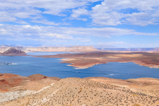 Panorama vom Lake Powell, in der Nähe von Page, Arizona, USA. Freiraumlandschaft