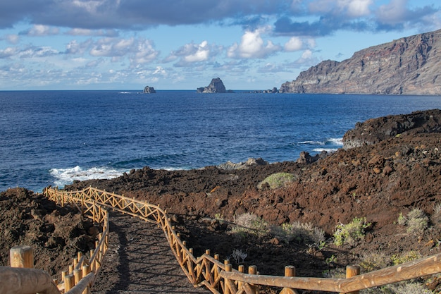 Panorama vulcânico nas Ilhas Canárias