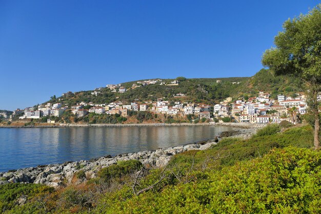 Panoramablick auf den Hafen von Gythio