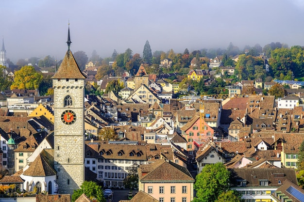 Foto panoramablick auf die altstadt von schaffhausen, schweiz, von der munot-festung aus