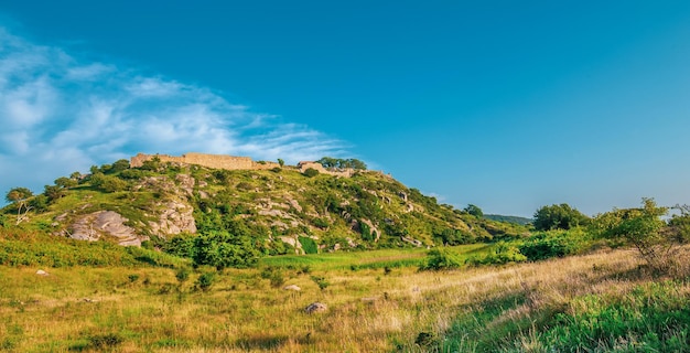 Panoramablick auf die Burgruine Hammershus in Bornholm, Dänemark