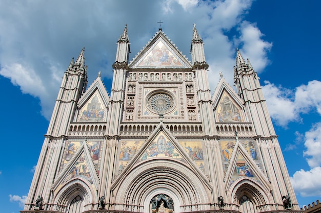 Panoramablick auf die Kathedrale von Orvieto