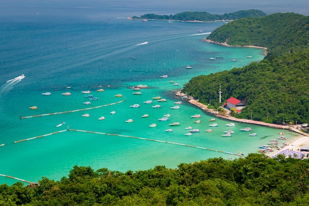 Foto panoramablick auf einen strand, thailand