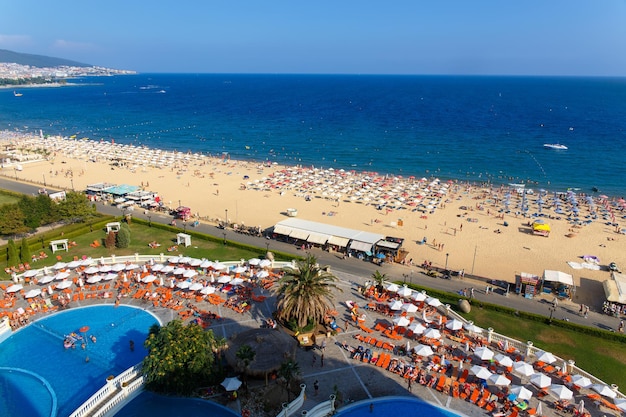 Panoramablick auf Sonnenstrand