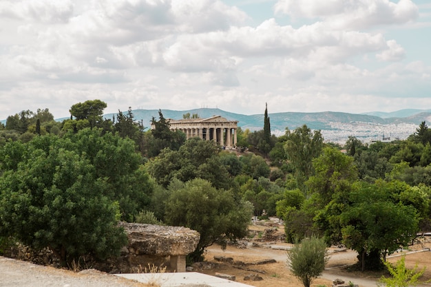 Panoramablick Der Theseion (Tempel des Hephaistos) im berühmten Paestum Archäologischen Museum. Weltkulturerbe, das einige der am besten erhaltenen enthält