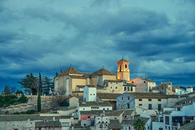 Foto panorâmica da bela cidade de cehegn, no noroeste de múrcia, espanha