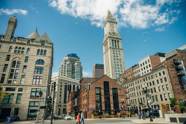 Foto panorámica pintoresca del centro financiero de la ciudad de boston, estados unidos, 2 de septiembre de 2023