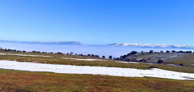 Panorámica desde la Sierra de La Risca en Valdegovia País Vasco España