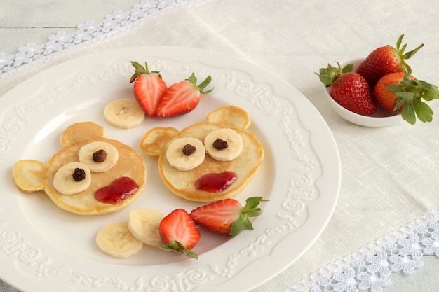 Panquecas de Beary com frutas