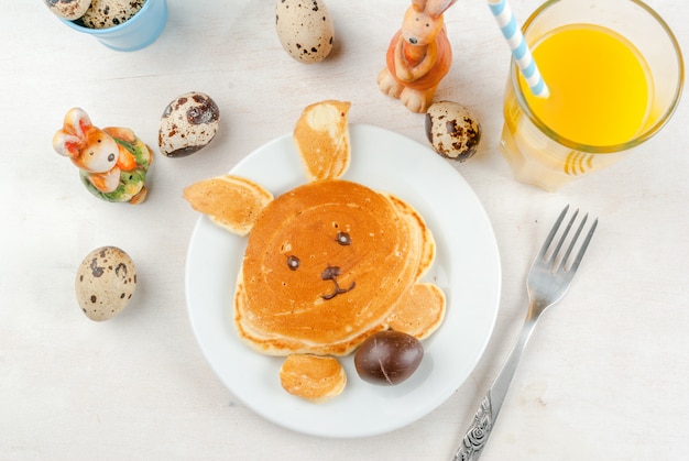 Panqueques para el desayuno de Pascua