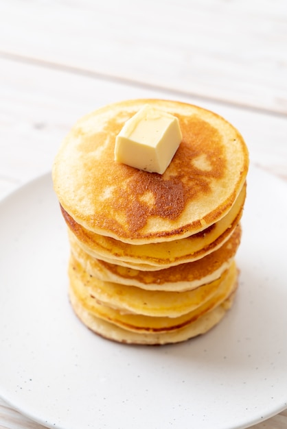 panqueques con mantequilla y miel