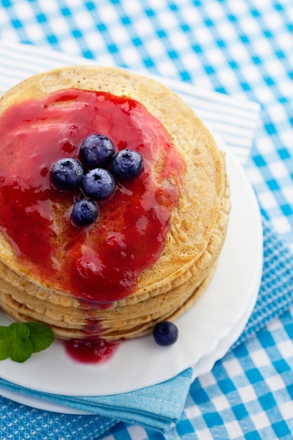 Panqueques con mermelada