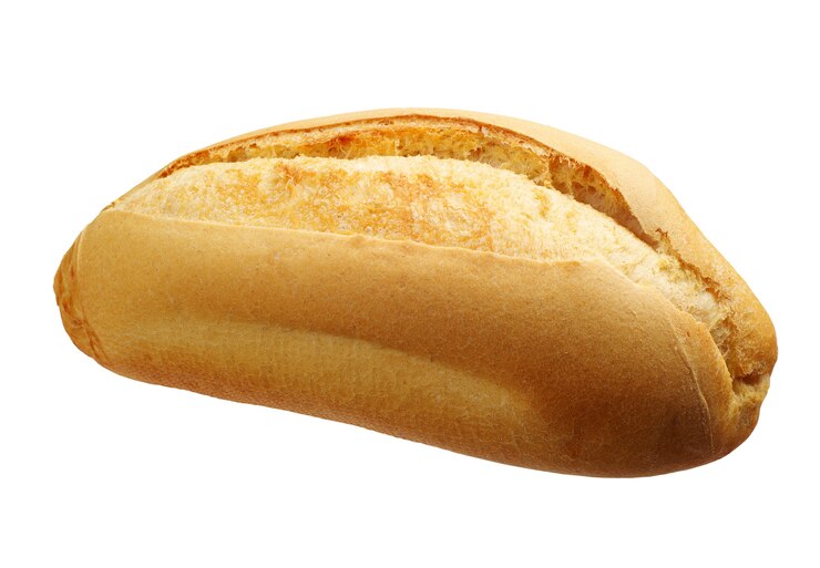 Pão branco isolado em branco