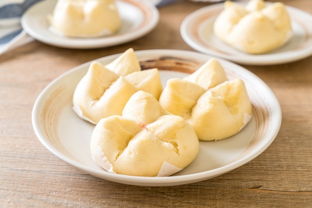 Pão cozido no vapor - estilo chinês