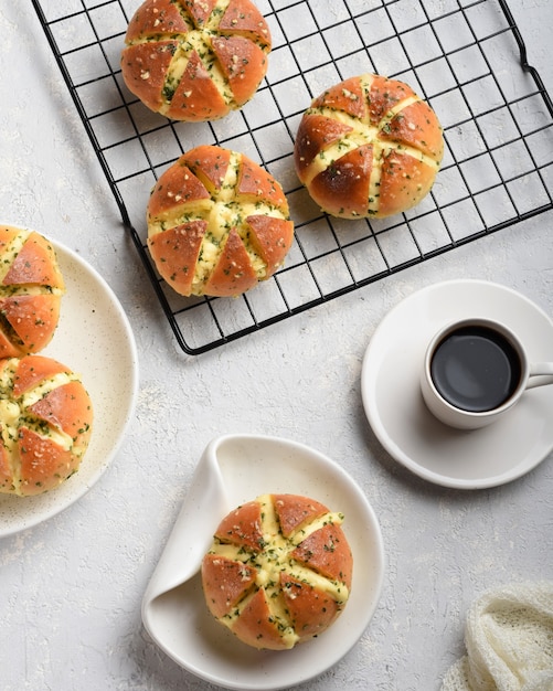 Pão de alho com cream cheese coreano Pão recheado com cream cheese com alho e manteiga