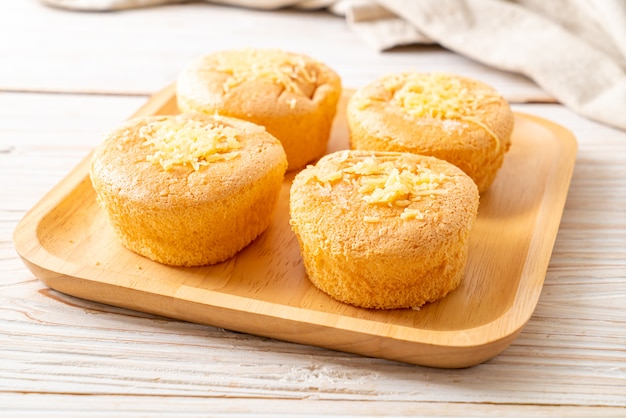 pão de ló com queijo