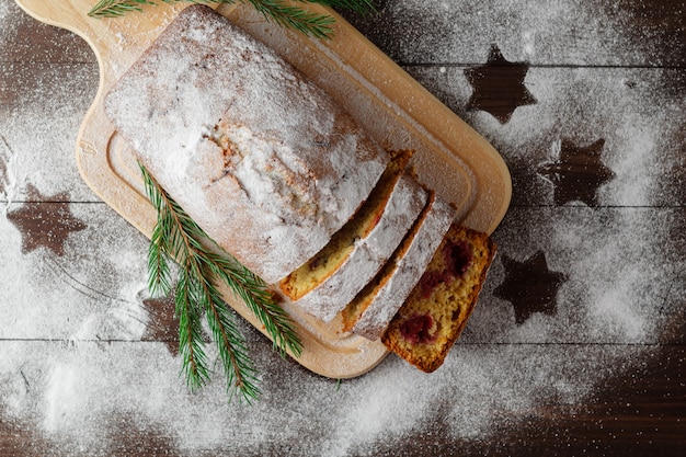 Pão de ló e personagens de natal para o ano novo