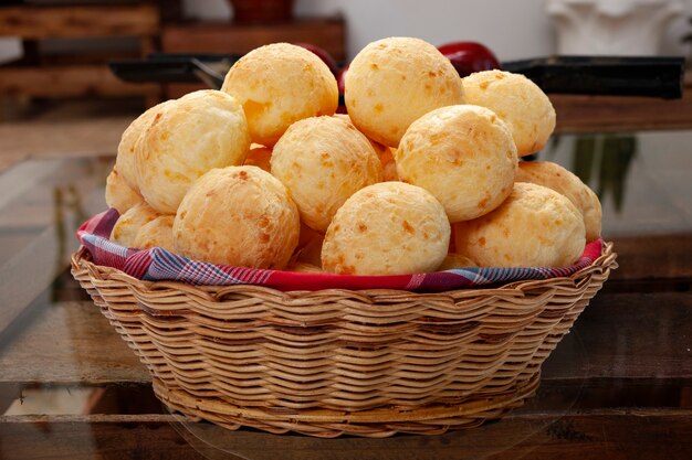 Pão de queijo brasileiro, pão de queijo