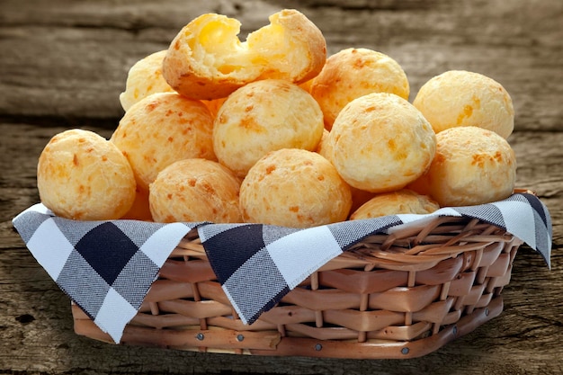 Pão de queijo cesta Snack brasileiro pão de queijo