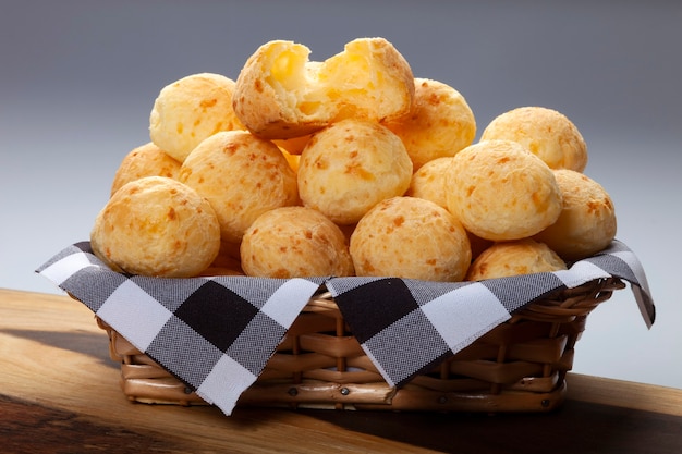 Foto pão de requeijão brasileiro