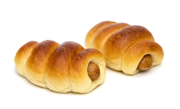 Foto pão de salsicha isolado em fundo branco