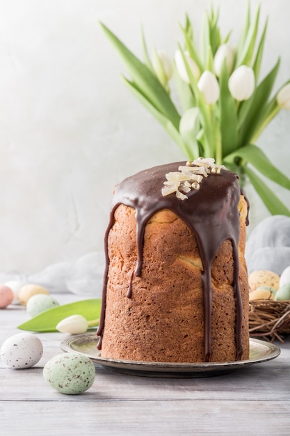 Pão doce ortodoxo de Páscoa