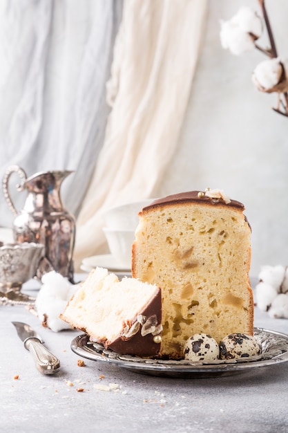 Pão doce ortodoxo de Páscoa