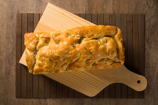 pão focaccia com queijo