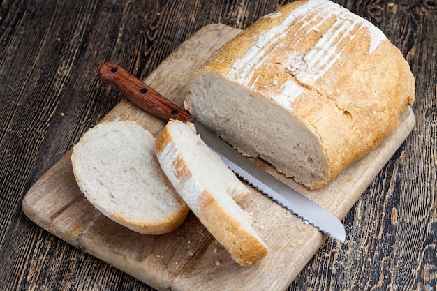 Pão fresco de farinha de trigo, produtos alimentícios de trigo fresco