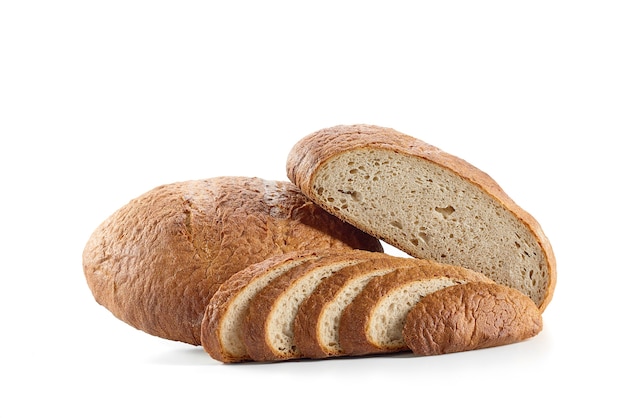 Pão fresco isolado no branco