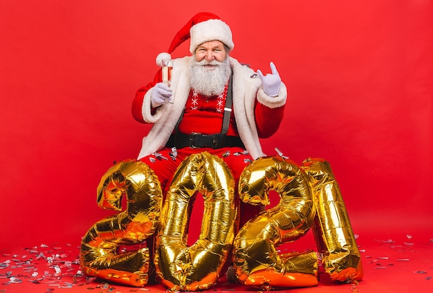 Papá Noel con globos 2021