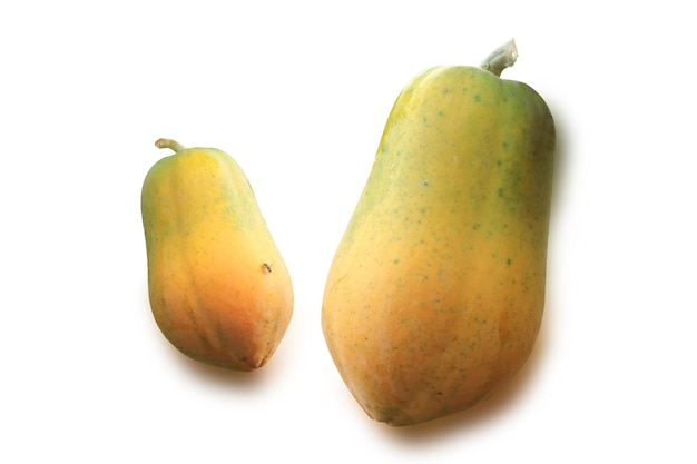 Una papaya amarilla y verde con la palabra papaya al costado.