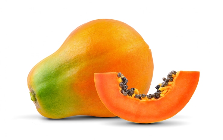 Foto papaya en blanco