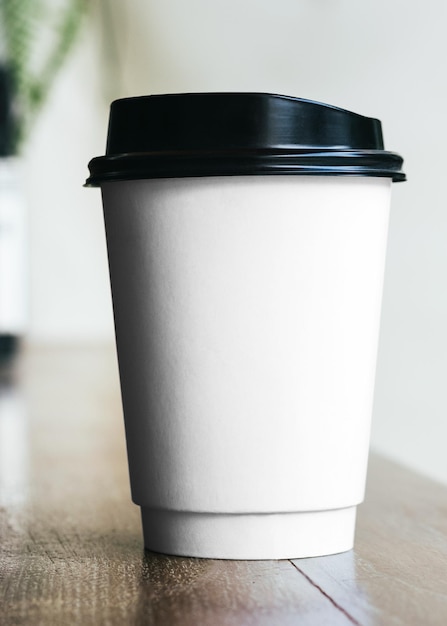 Papierbecher PNG-Mockup Kaffee zum Mitnehmen