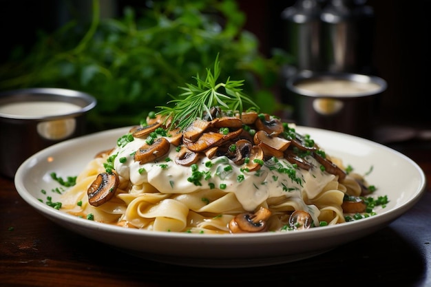 Pappardelle cremoso con mezcla de setas silvestres