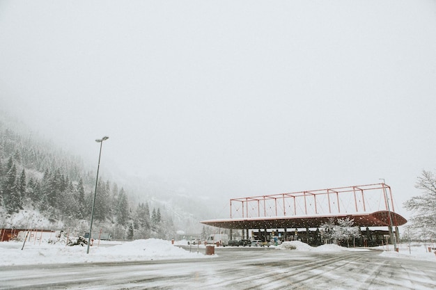 Parada de descanso en una Alemania cubierta de nieve