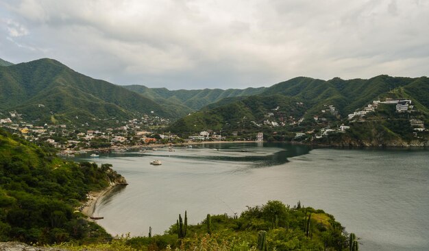 Paradiesstrand in Taganga Santa Marta Kolumbien Karibik