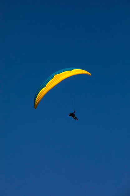 Paragliding Fallschirmsprung Abenteuer Peru Miraflores Extremsport